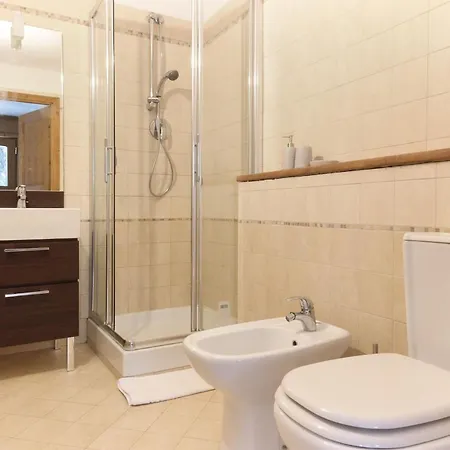 Les Granges Des Bossons Chamonix